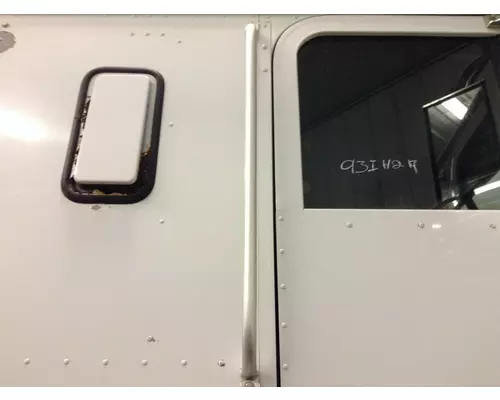 International 9700 Body, Misc. Parts