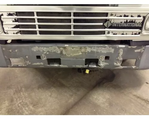 International 9700 Bumper Assembly, Front