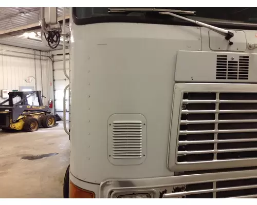 International 9700 Cab Exterior Panel