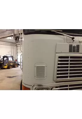 International 9700 Cab Exterior Panel