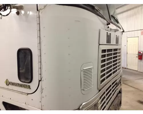 International 9700 Cab Exterior Panel