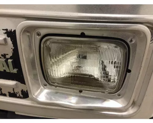 International 9700 Headlamp Assembly