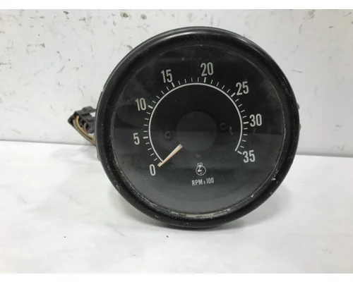 International 9700 Instrument Cluster