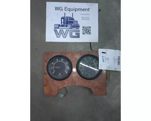 Instrument Cluster INTERNATIONAL 9700 2679707 Ontario Inc