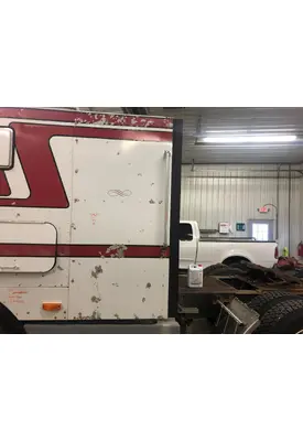 International 9700 Sleeper Fairing