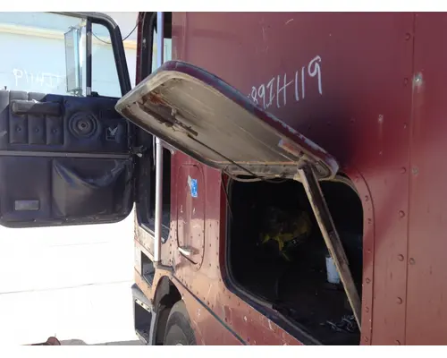 International 9700 Sleeper