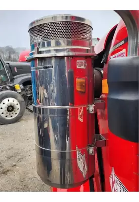 International 9900I Air Cleaner