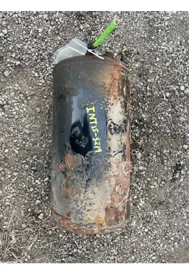 International 9900I Air Tank