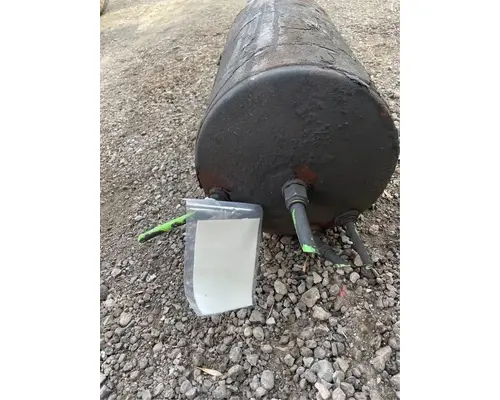 International 9900I Air Tank