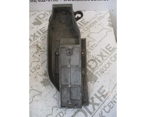 International 9900I Cab