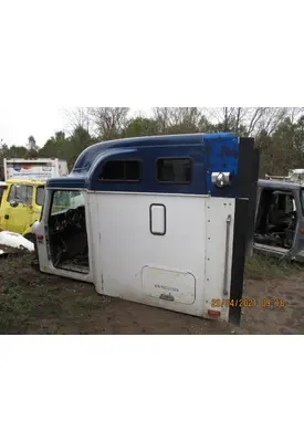 International 9900I Cab