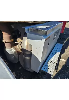 International 9900I DPF (Diesel Particulate Filter)