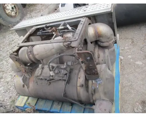 International 9900I DPF (Diesel Particulate Filter)