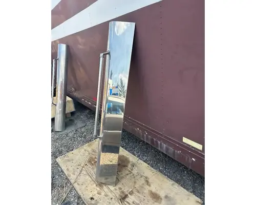 International 9900I Exhaust Pipe