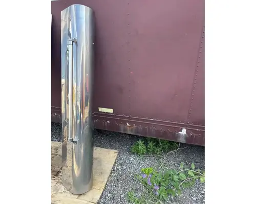 International 9900I Exhaust Pipe