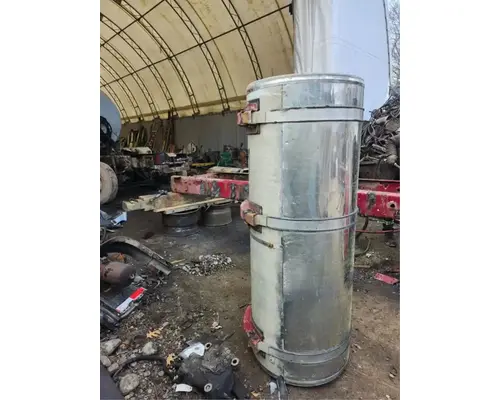 International 9900I Fuel Tank