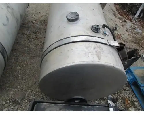 International 9900I Fuel Tank