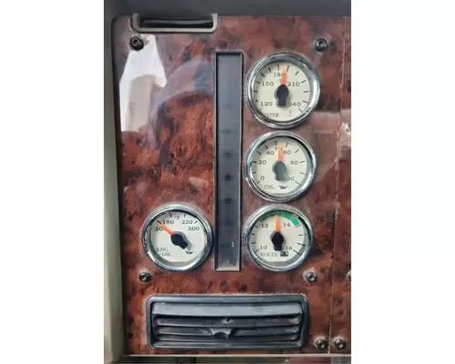 International 9900I Instrument Cluster