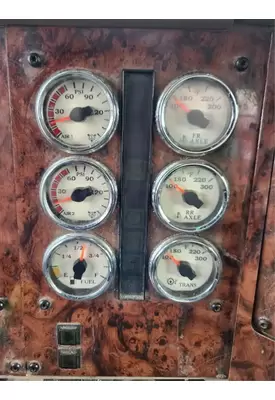 International 9900I Instrument Cluster