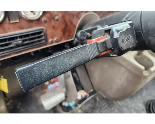 International 9900I Steering Column