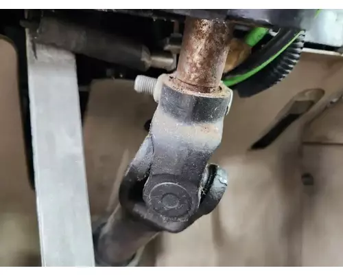 International 9900I Steering Column