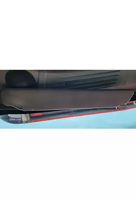 International 9900I Sun Visor (External)