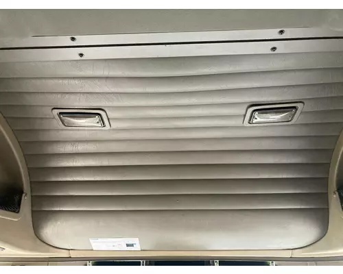 International 9900 Body, Misc. Parts