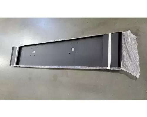 International 9900 Bumper Assembly, Front