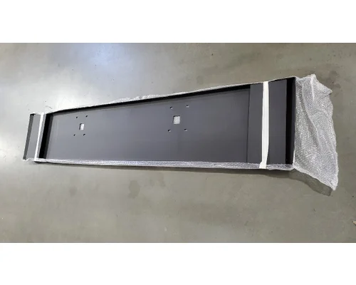 International 9900 Bumper Assembly, Front