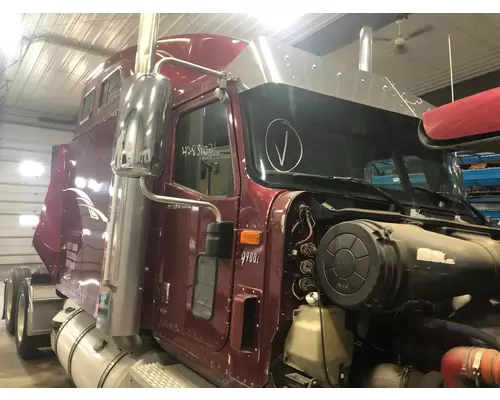 International 9900 Cab Assembly