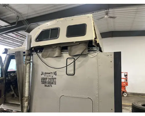 International 9900 Cab Assembly