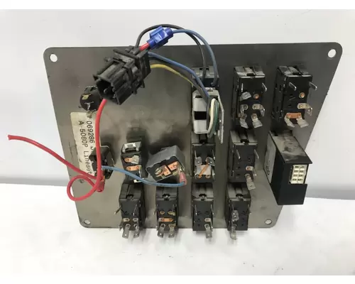 International 9900 Dash Assembly