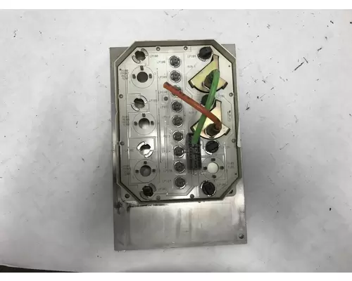 International 9900 Dash Assembly