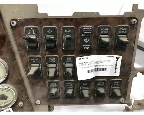 International 9900 Dash Assembly