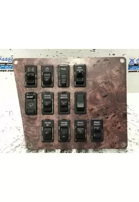 International 9900 Dash Assembly