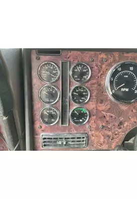 International 9900 Dash Assembly