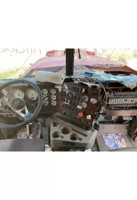 International 9900 Dash Assembly