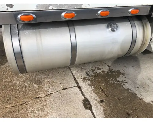 International 9900 Fuel Tank Strap