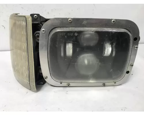 International 9900 Headlamp Assembly