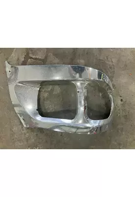International 9900 Headlamp Assembly