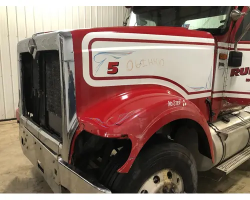 International 9900 Hood