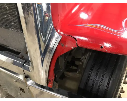 International 9900 Hood