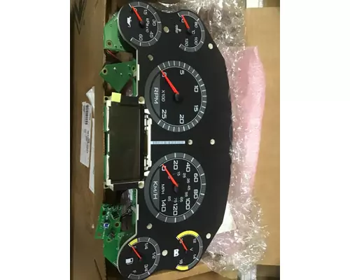 Instrument Cluster INTERNATIONAL 9900 K &amp; R Truck Sales, Inc.