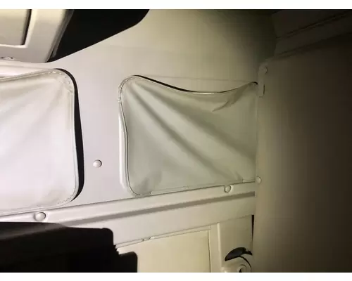 International 9900 Interior Curtains