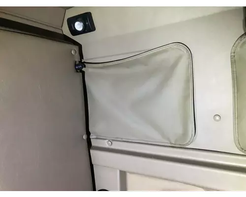 International 9900 Interior Curtains