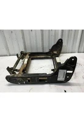 International 9900 Seat (non-Suspension)