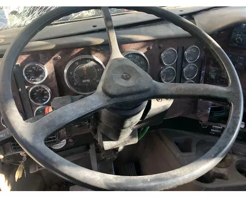 International 9900 Steering Column