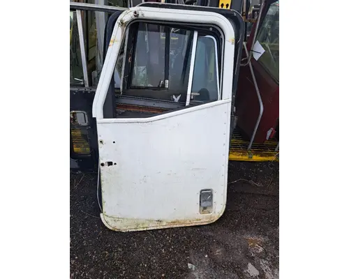 Door Assembly, Front INTERNATIONAL 9900I Truck Salvage International Inc