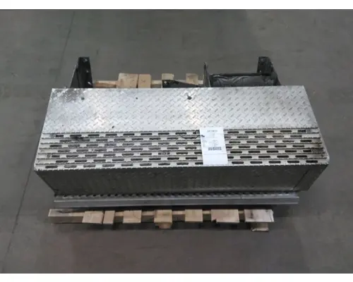 Battery Box INTERNATIONAL 9900IX LKQ Geiger Truck Parts