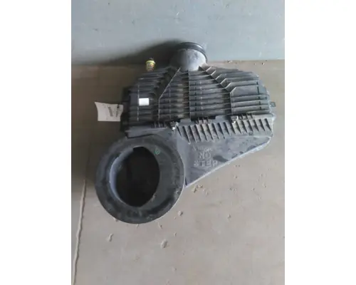 Filter / Water Separator INTERNATIONAL AIR CLEANER LKQ Geiger Truck Parts